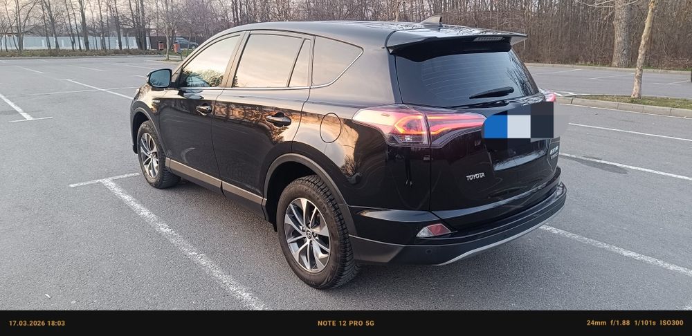 Toyota RAV4 hibrid