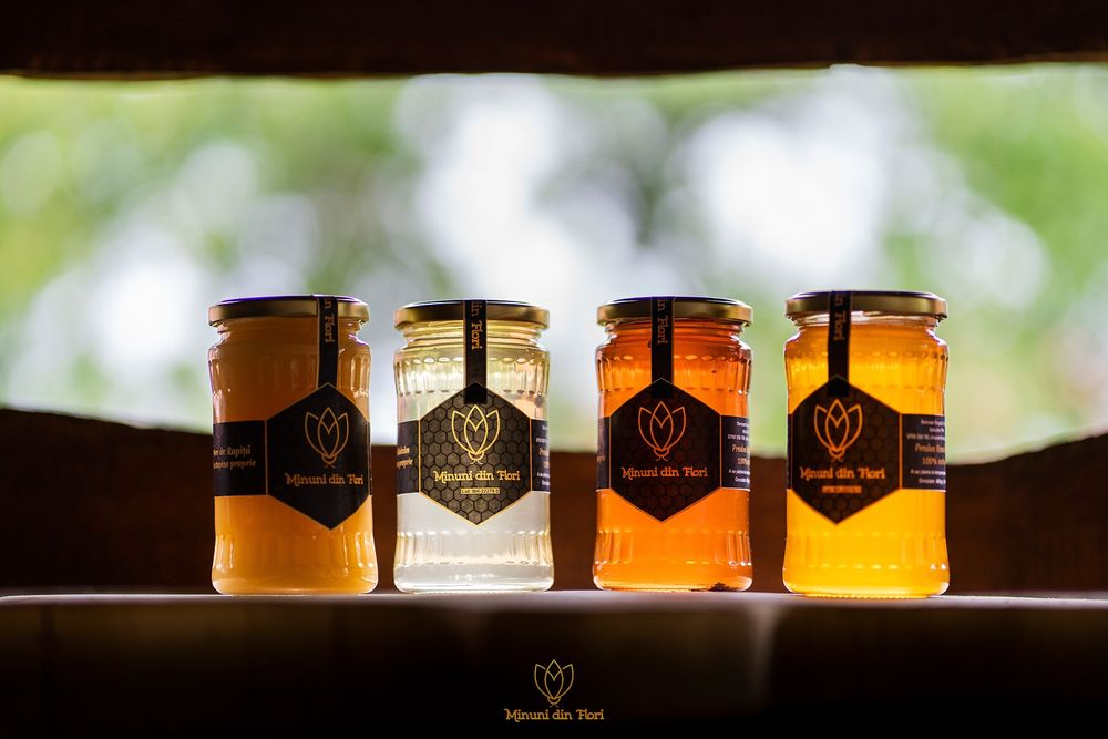 Vând miere si produse apicole