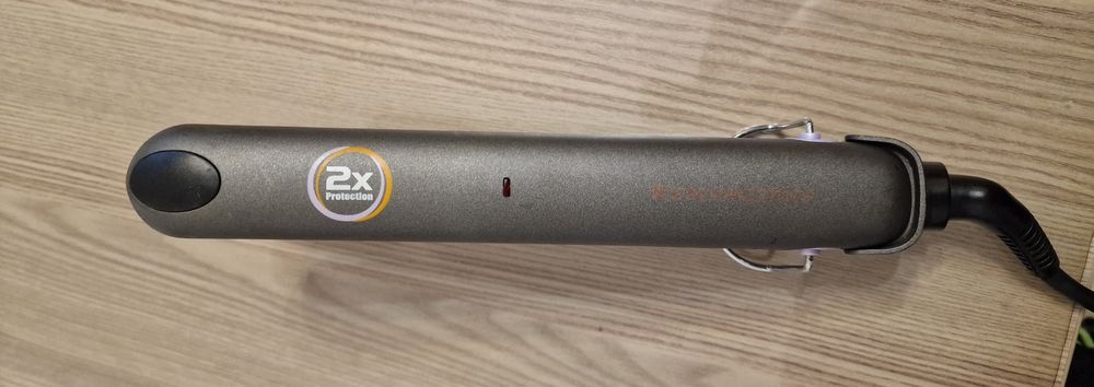 Vând placa de par remington