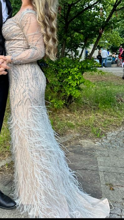 Дизайнерска абитуриентска рокля, ръчна изработка