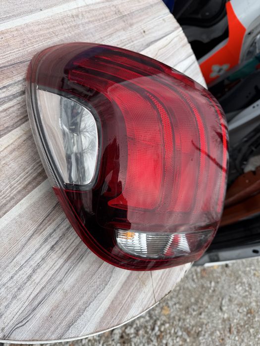Стоп Peugeot 108