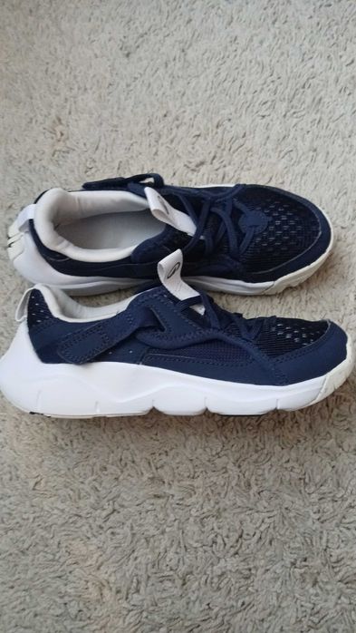 Adidasi sport Decathlon, mas 33