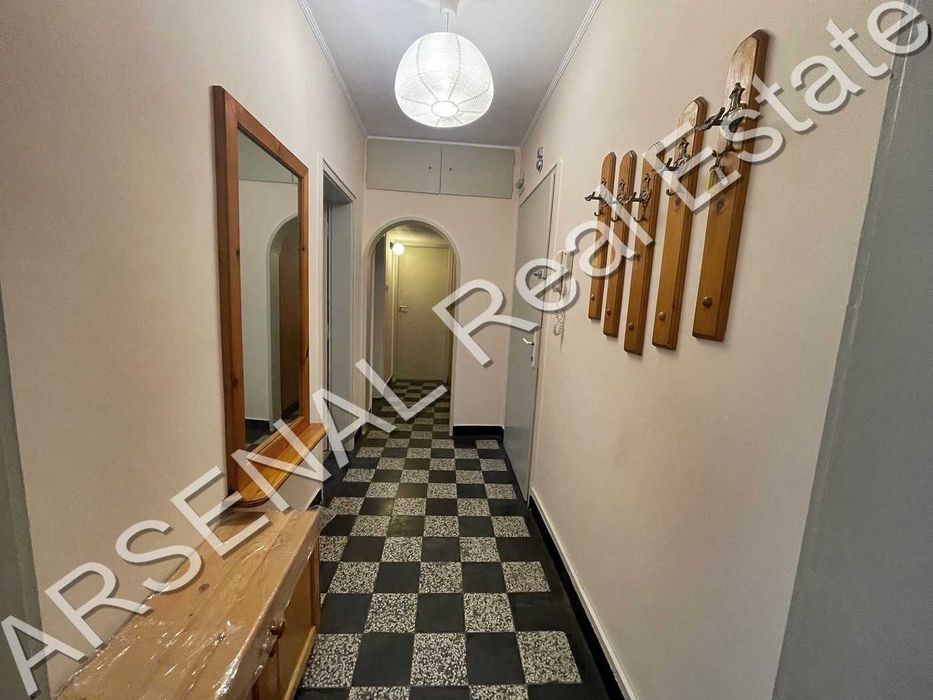 Дава се под наем Двустаен апартамент в София, Изток - 78 кв.м за 548.25 € - Снимка #1