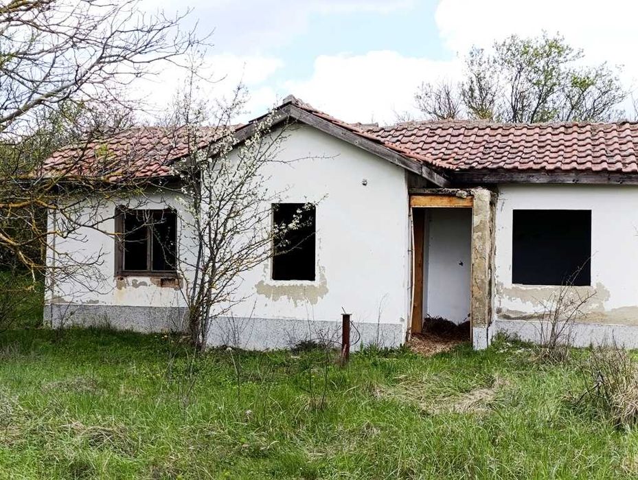 Продава се Къща в с. Храброво, Област Добрич - 70 кв.м за 336 €/кв.м - Снимка #1