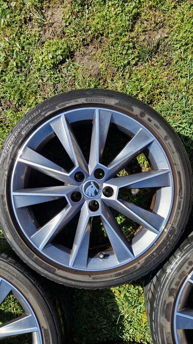Roți vară  jante Al R17 Skoda Fabia Rapid Vw Polo Seat Ibiza 215 40 17