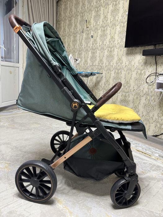 Продаю коляску в отличом состоянии