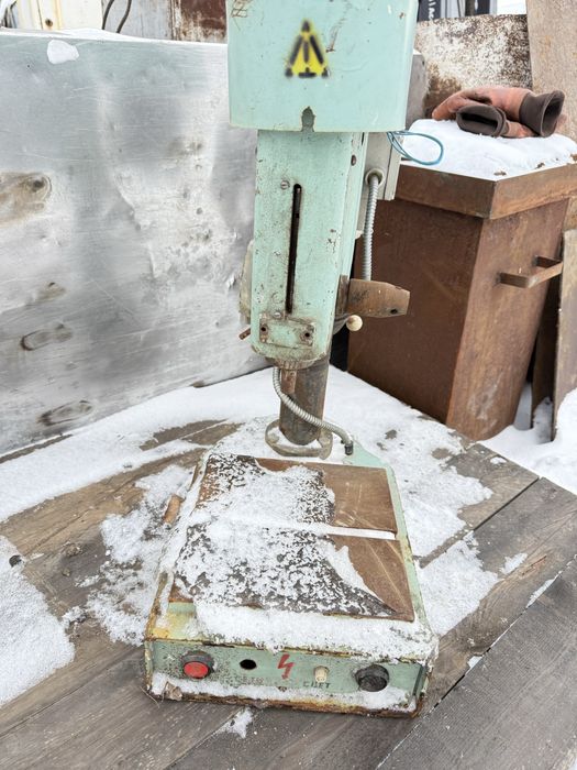 Продам сверлильный станок