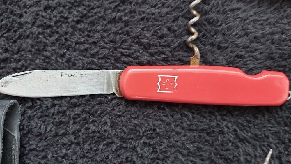 Колекционерски френски джобни ножки на PRADEL