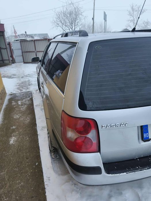 Vând Passat 2004