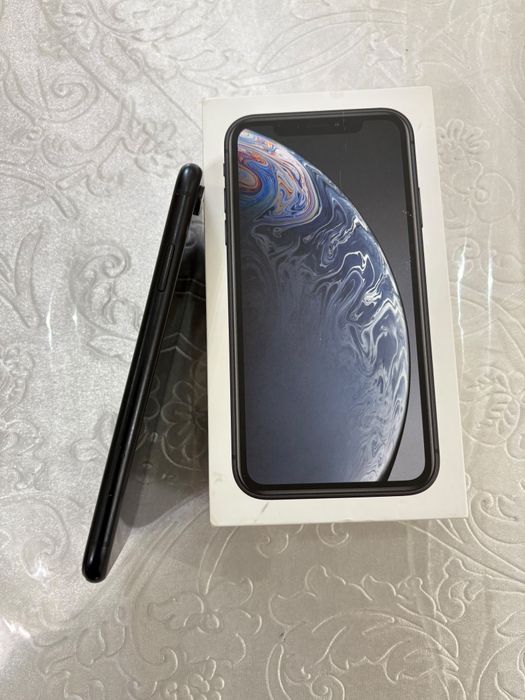 iPhone XR 64 ГБ, чёрный