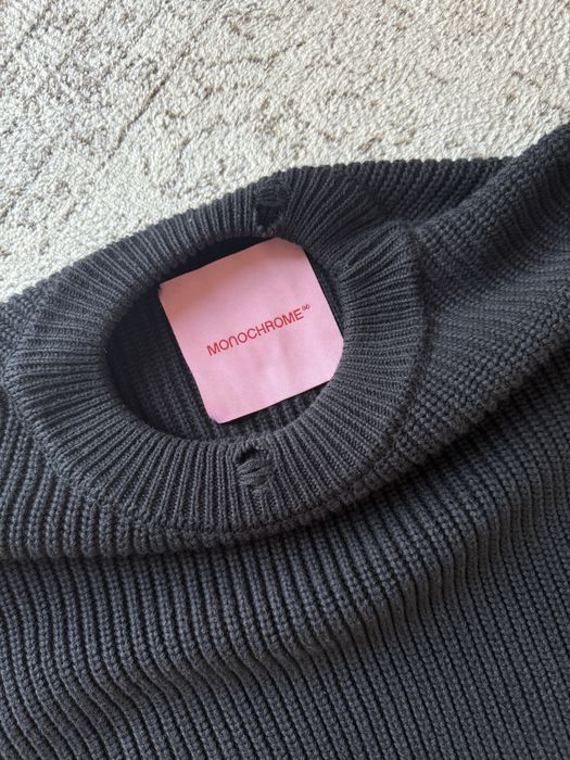 Monochrome sweater черно