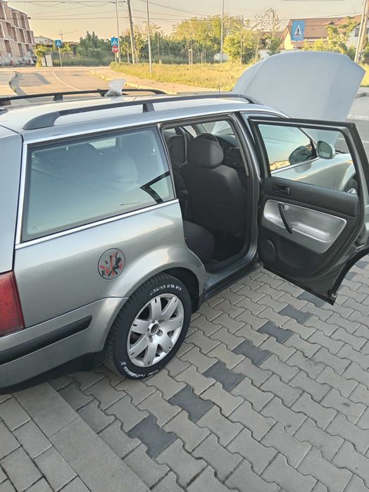 Vând vw passat 2005 unic proprietar în romania