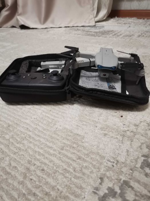 Квадрокоптер Drone Pro (E88) — Полный комплект