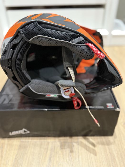 Каска Airoh Aviator 2.3 KTM размер М