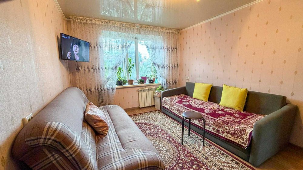 Продам 1 комнатную квартиру  Аян Империя