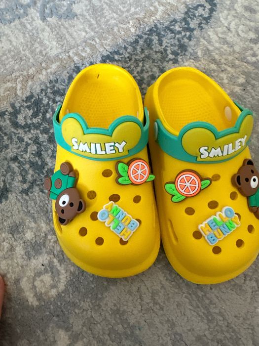 Детские кроксы