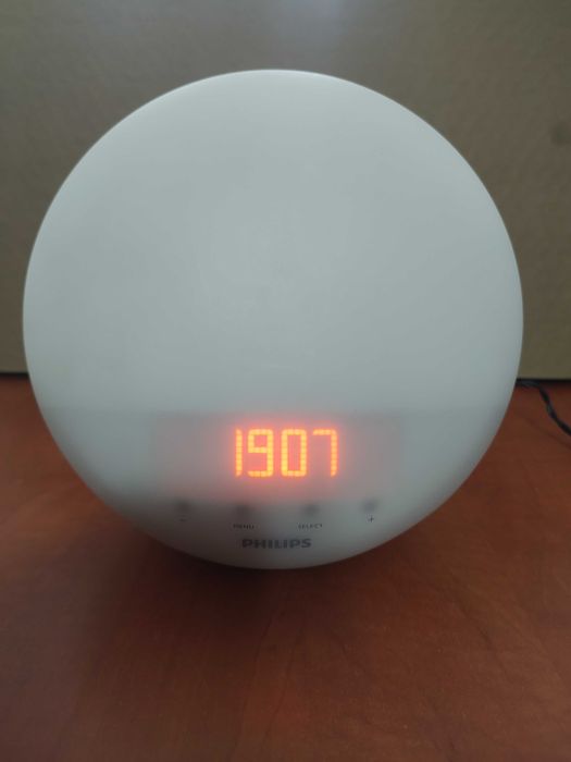 Radio FM cu ceas Philips HF3510 LED Wake-up Sunrise Simulation Solara