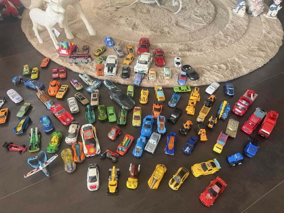 Paw patol Hot Wheels колекции