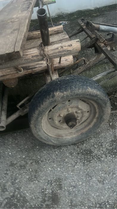 Vând caruta de padure 4 frane