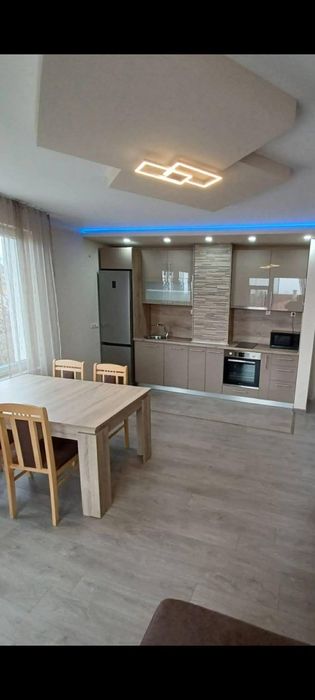 Дава се под наем Двустаен апартамент в София, Кръстова вада - 70 кв.м за 718.08 € - Снимка #1