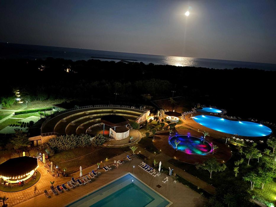 Camera cu vedere la mare de vanzare