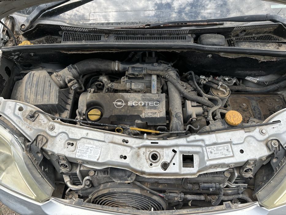 Опел мерива 1.7 дизел за части.