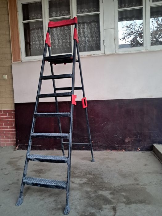 Лестница продаётся    Нарвон сотилади