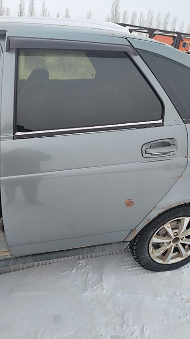 Lada приора двери кузов хэтчбек