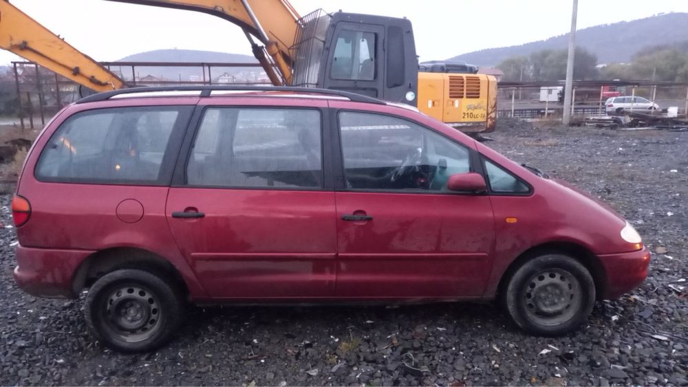Volkswagen Sharan 1.9 TDI 110 ph 1999g на части