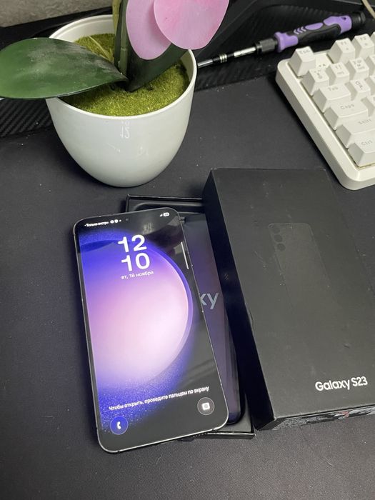 Продам samsung S23