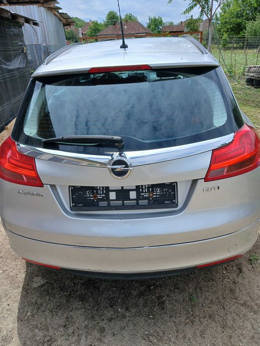 Vand Opel insignia A 2010