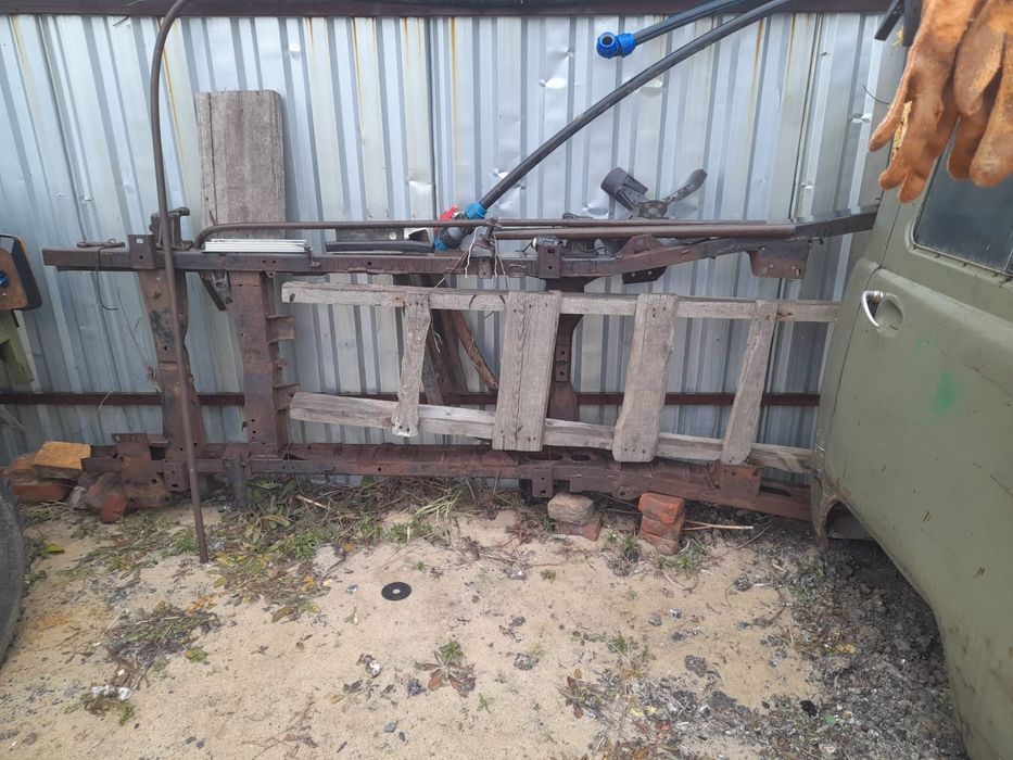 Продам УАЗик  бортовой