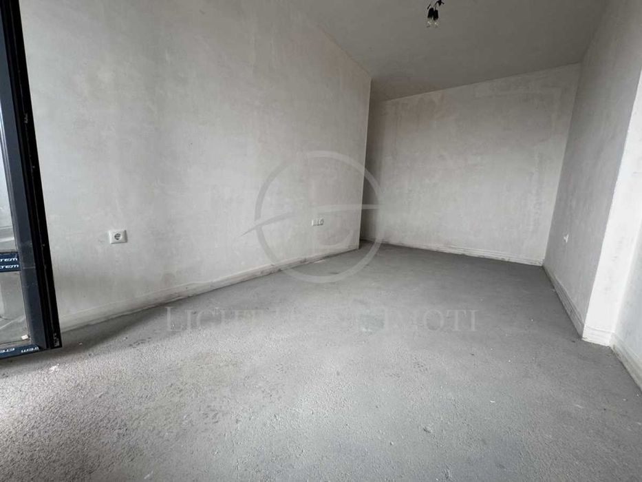 Продава се Тристаен апартамент в Пловдив, Христо Смирненски - 90 кв.м за 1218 €/кв.м - Снимка #6