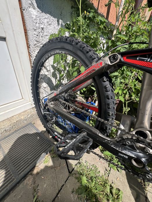 Trek remedy 8 full x floater