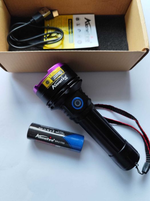 Lanterna Ulraviolet cu 3 leduri UV 365nm cu filtru UV ZWB2 (20W) -set