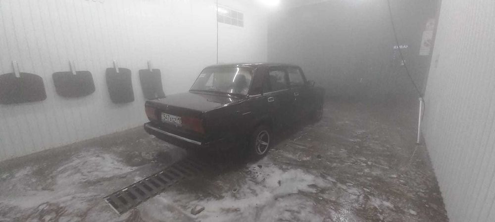 ВАЗ 2107 на активном ходу