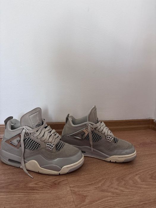 Adidași Jordan 4