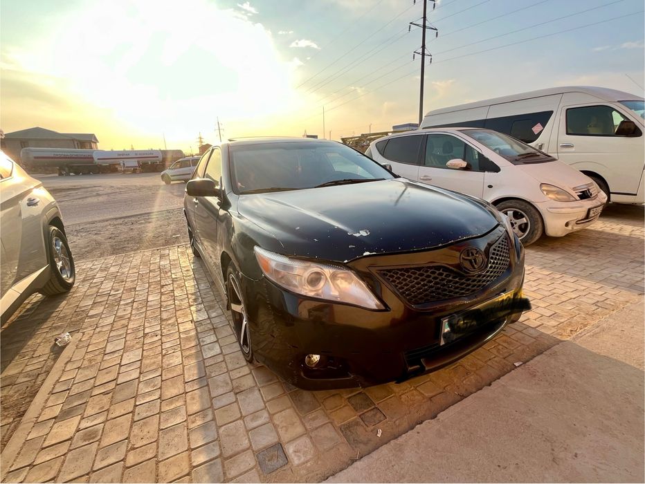 Камри көлігі жалға беріледі