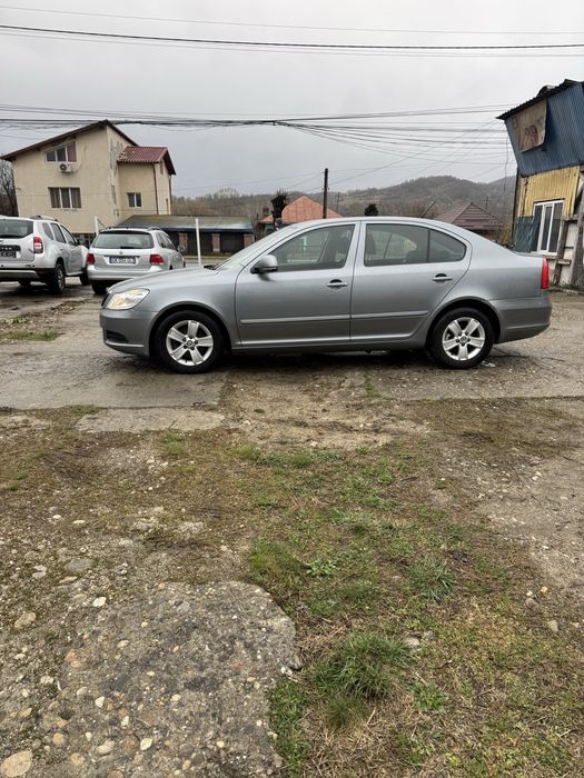 SKODA Octavia 2012 — imagine 3