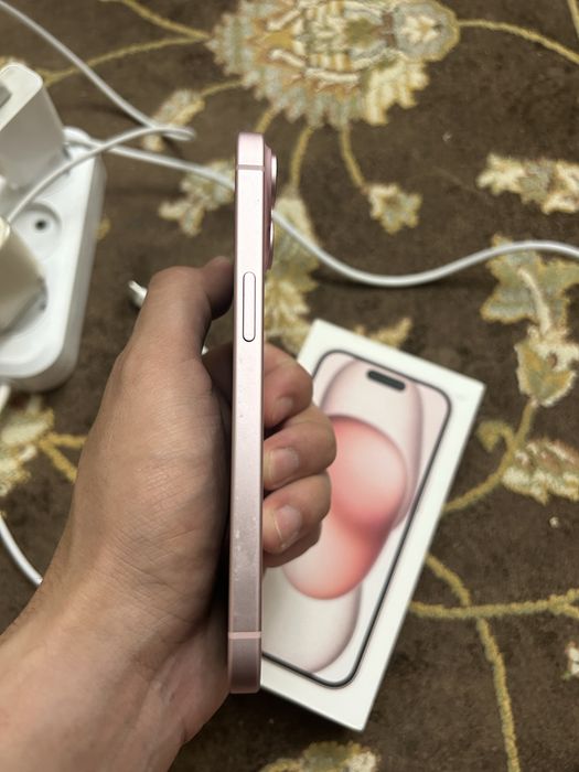 Продам Iphone 15 128гб