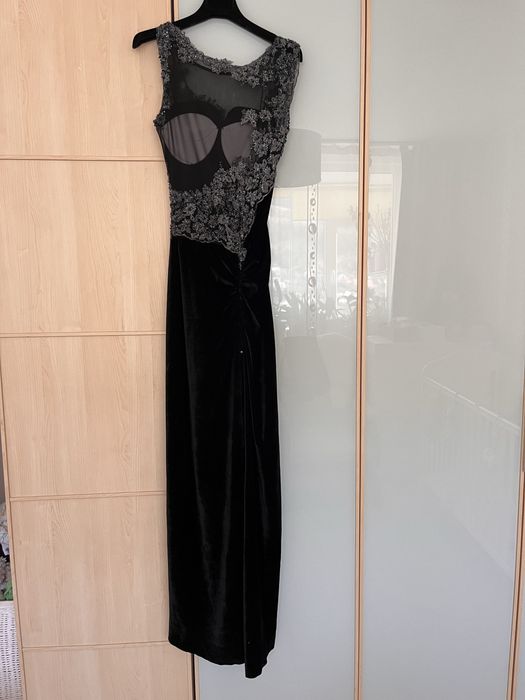 Rochie eleganta din catifea neagra de designer AnamiCotture cu dantela