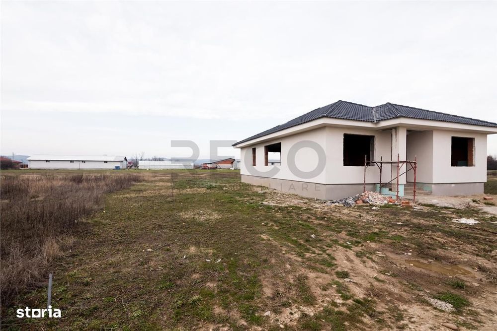 RECO Casa la rosu - 3 dormitoare, plan parter 120 mp utili - Osorhei