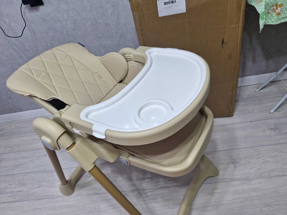 Детский стульчик для кормления