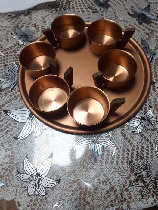 Меден  спиртинк за  туризъм.  Меден  сервиз