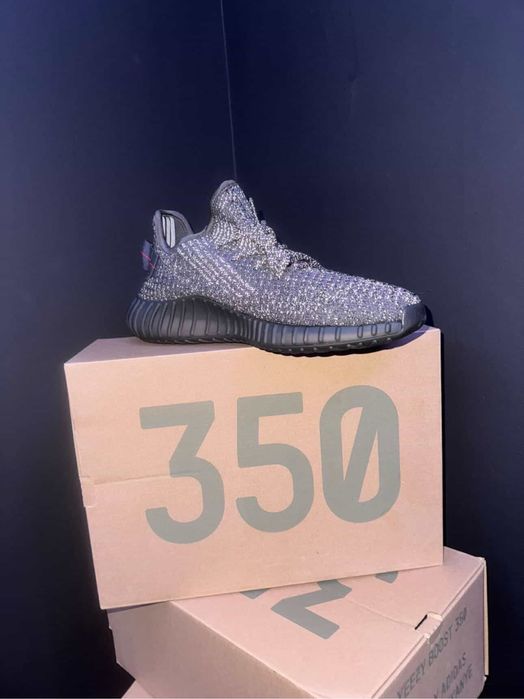 Adidas Yeezy Boost 350 V2