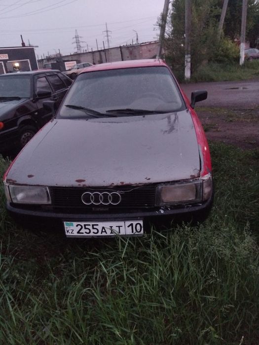 Продам на ходу  . Ауди В3