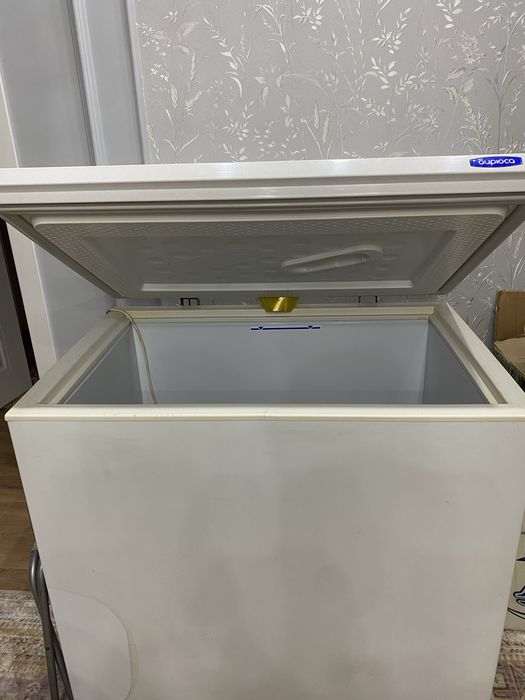 Продам морозильник