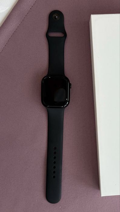 Продам apple watch SE 2 gen