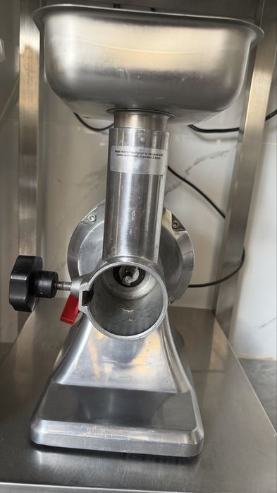 Мясорубка промышленая