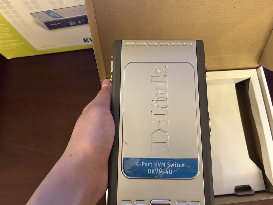 Продам Switch D link